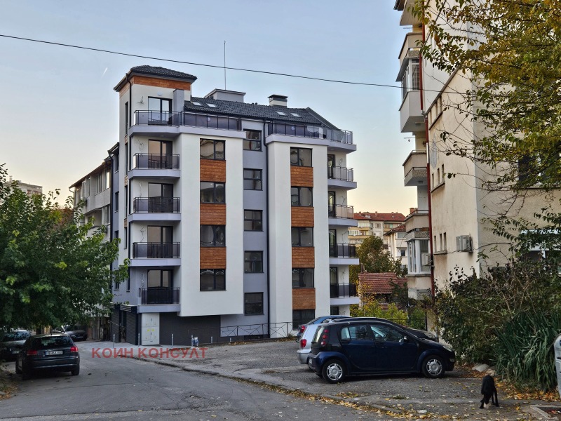 In vendita  Attico Pleven , 9-ti kvartal , 60 mq | 56670980 - Immagine [2]