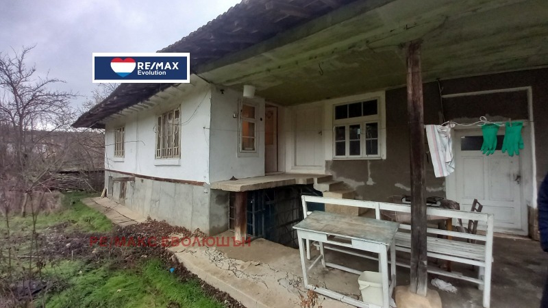 Продава КЪЩА, с. Топчии, област Разград