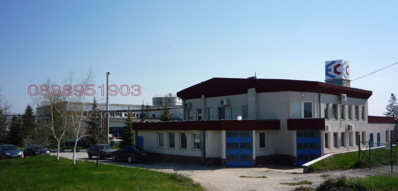 Продава ПРОМ. ПОМЕЩЕНИЕ, с. Петърч, област София област, снимка 8 - Производствени сгради - 53278105