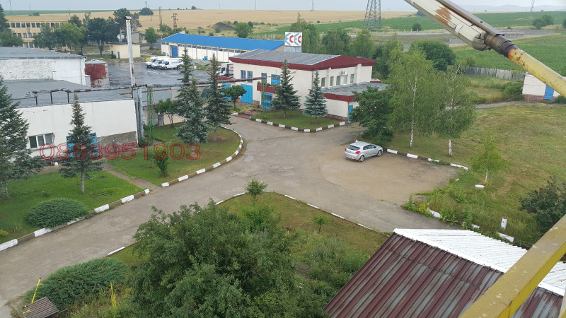Продава ПРОМ. ПОМЕЩЕНИЕ, с. Петърч, област София област, снимка 4 - Производствени сгради - 53278105
