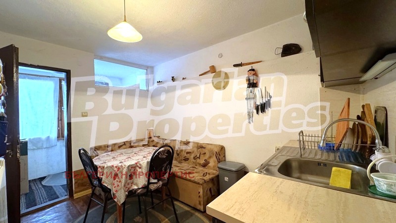 Продава КЪЩА, с. Тъжа, област Стара Загора, снимка 15 - Къщи - 53468767