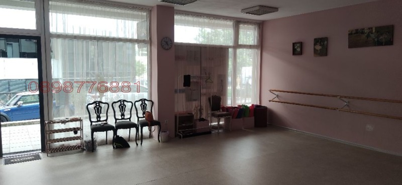 Te koop  Winkel Sofia , Manastirski livadi , 130 m² | 65665874 - afbeelding [5]