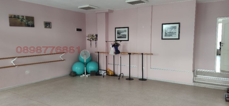 Te koop  Winkel Sofia , Manastirski livadi , 130 m² | 65665874 - afbeelding [3]