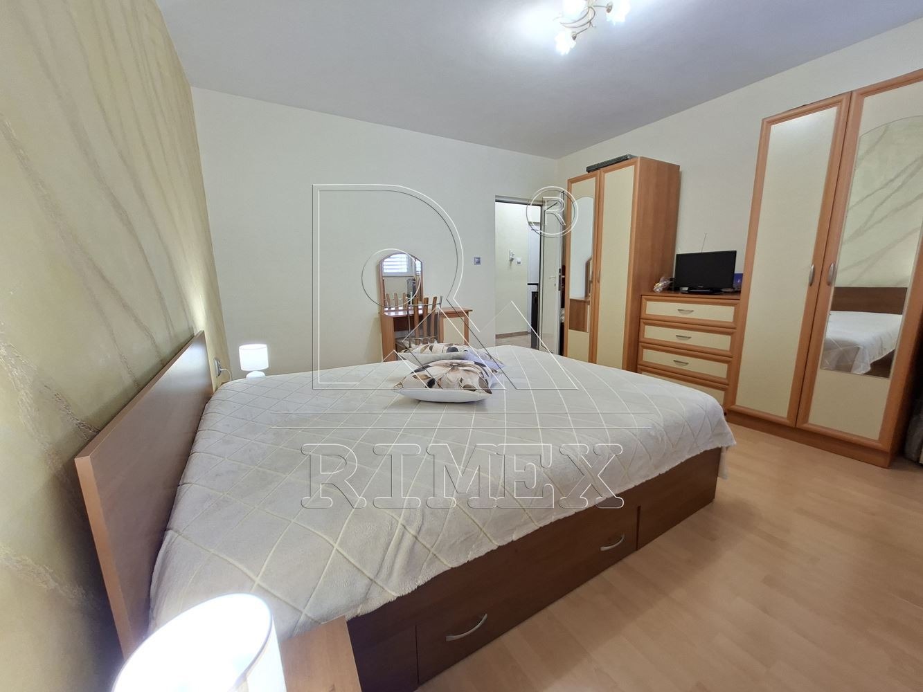 Продава КЪЩА, гр. Пловдив, Център, снимка 16 - Къщи - 54940578