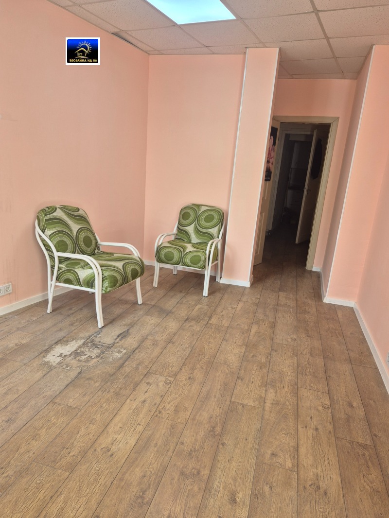 En venta  Oficina Dobrich , Tsentar , 30 metros cuadrados | 18721916 - imagen [6]