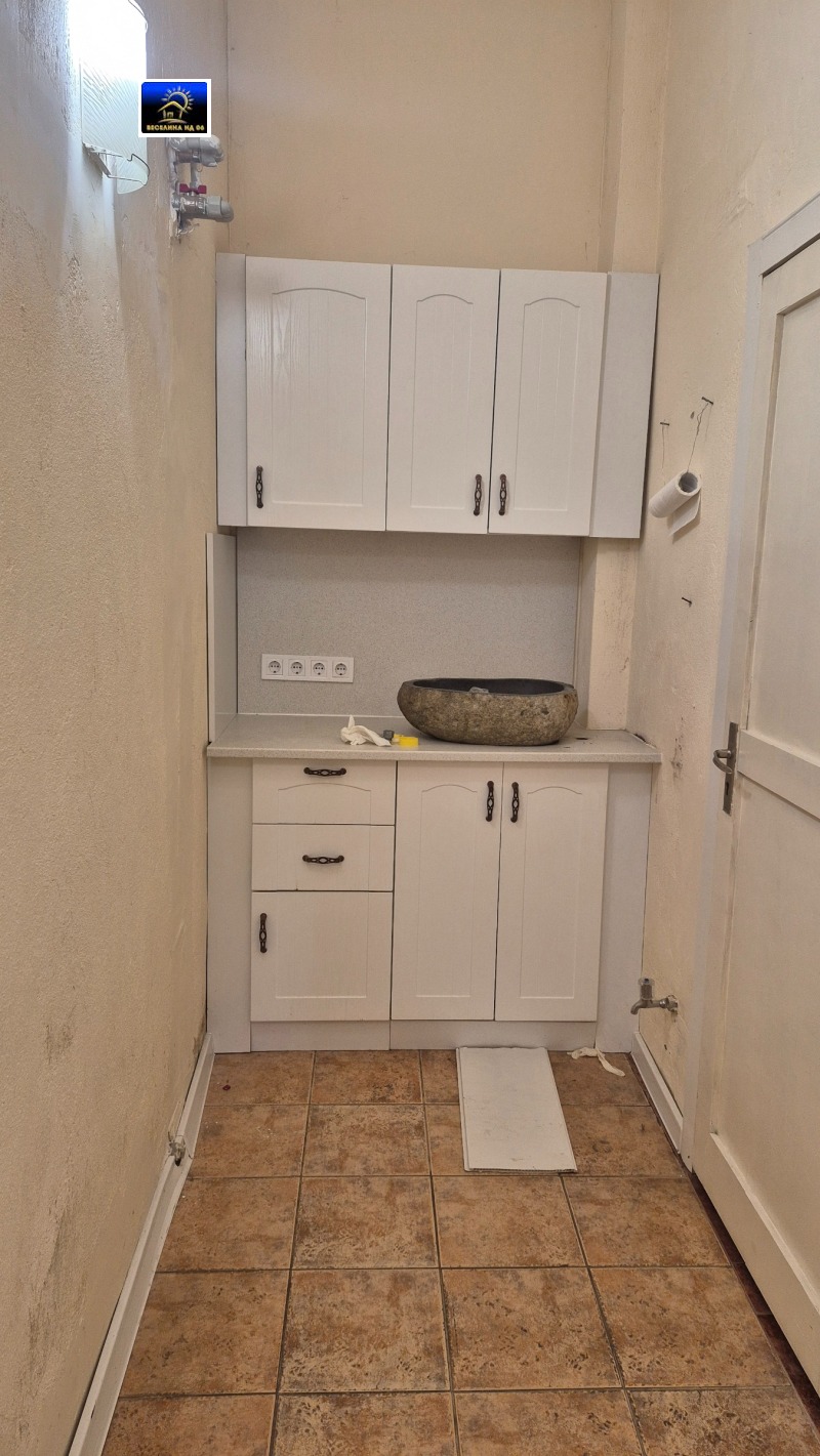 En venta  Oficina Dobrich , Tsentar , 30 metros cuadrados | 18721916 - imagen [2]