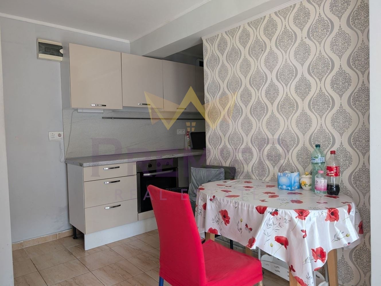 Продава 3-СТАЕН, гр. Варна, Лятно кино Тракия, снимка 4 - Апартаменти - 55098047