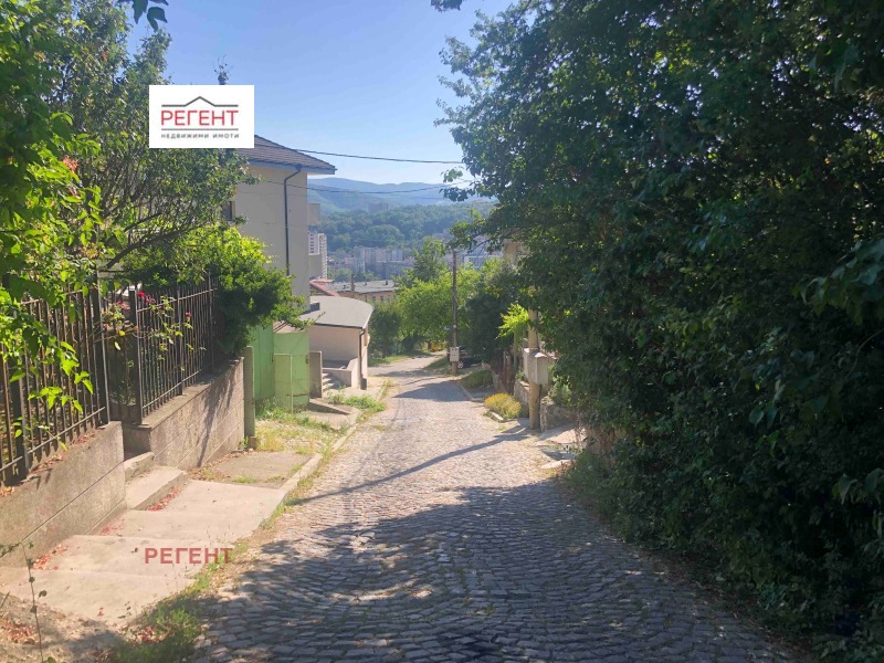 Продава ПАРЦЕЛ в град Габрово, Център - 532 кв.м / 26 600 € » 52 025.08 лв., РЕГЕНТ