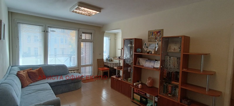 Na prodej  2 ložnice Sofia , Centar , 85 m2 | 12813172 - obraz [2]