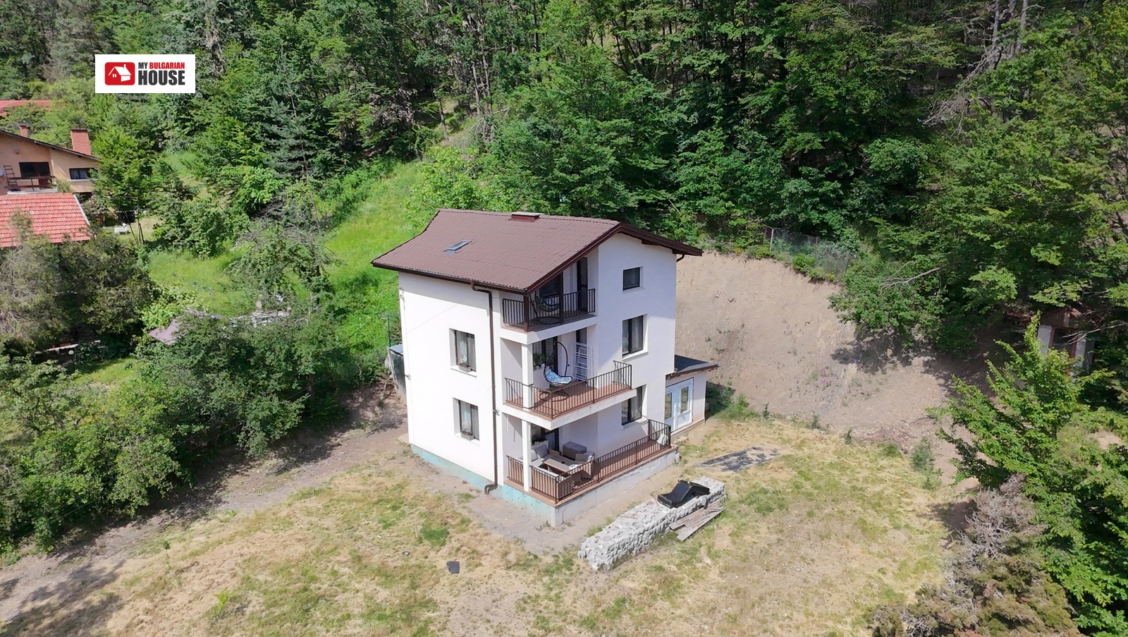 Продава КЪЩА, с. Чурек, област София област