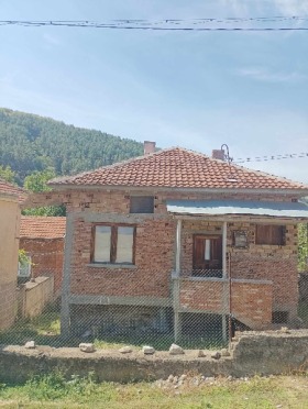 Продава къща област Пловдив гр. Клисура - [1] 