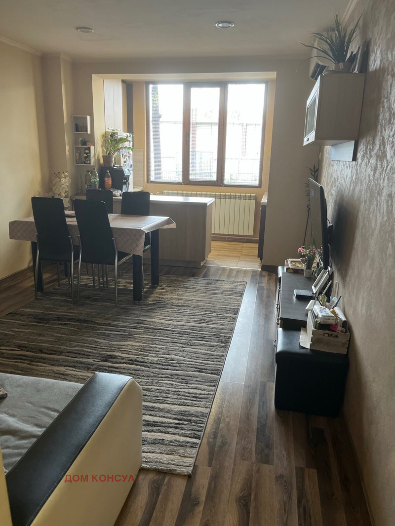 На продаж  2 спальні Пловдив , Кършияка , 80 кв.м | 15207686 - зображення [2]