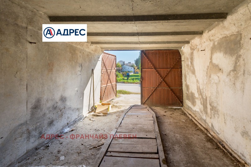 Продава КЪЩА, гр. Белене, област Плевен, снимка 16 - Къщи - 52600108