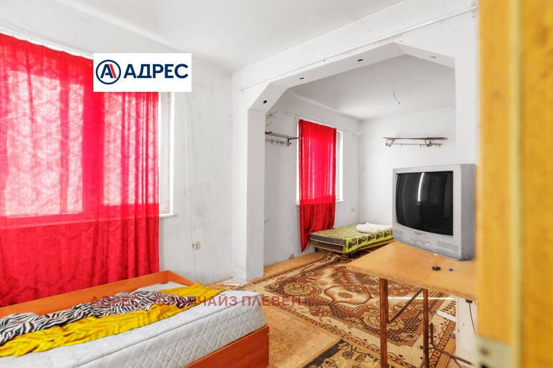 Продава КЪЩА, гр. Белене, област Плевен, снимка 5 - Къщи - 52600108