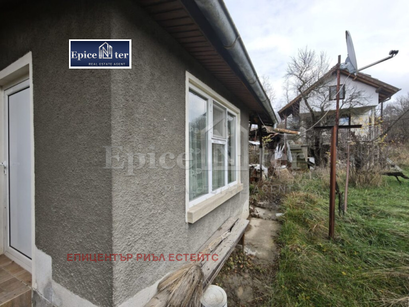 Продава КЪЩА, с. Черна гора, област Перник, снимка 9 - Къщи - 52575053