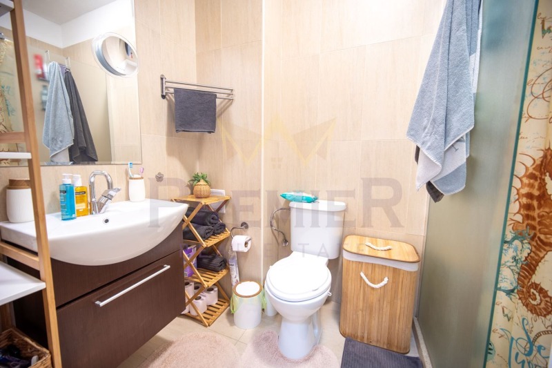 Продава КЪЩА, гр. Балчик, област Добрич, снимка 16 - Къщи - 52732259