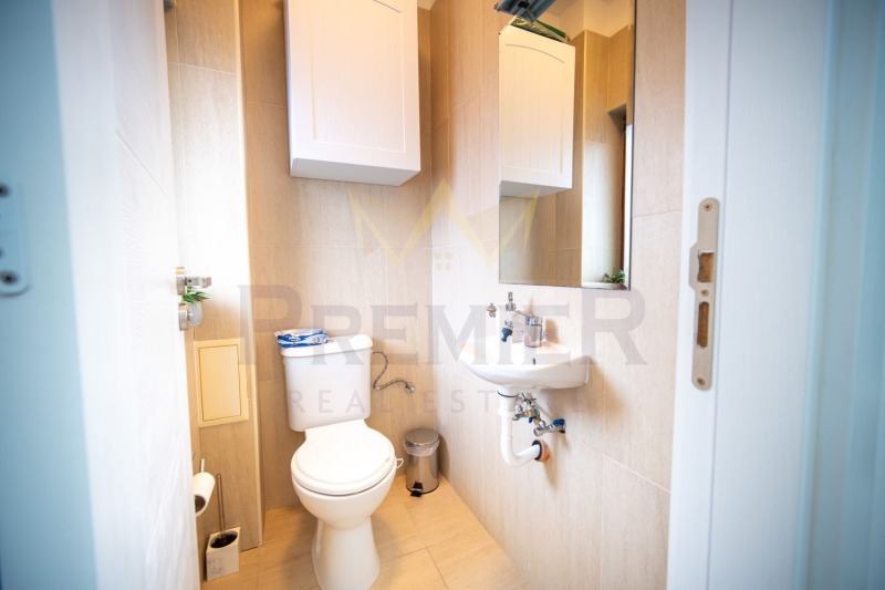 Продава КЪЩА, гр. Балчик, област Добрич, снимка 15 - Къщи - 52732259