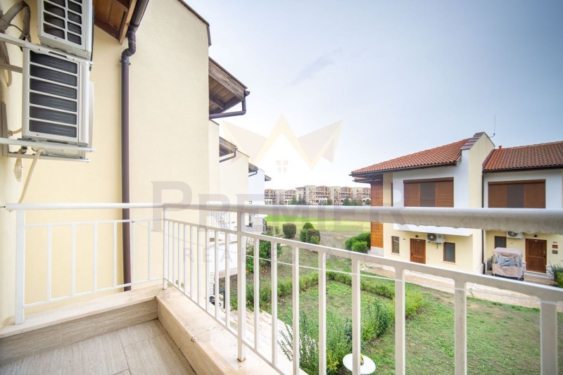 Продава КЪЩА, гр. Балчик, област Добрич, снимка 14 - Къщи - 52732259