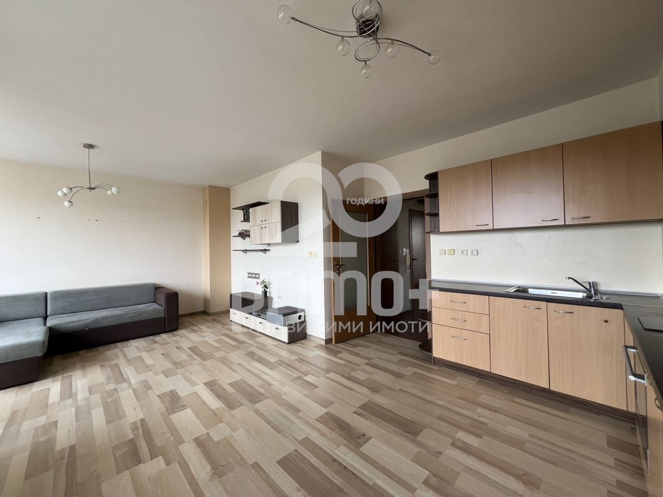 Продава 2-СТАЕН, гр. Велико Търново, Център, снимка 5 - Апартаменти - 55131063