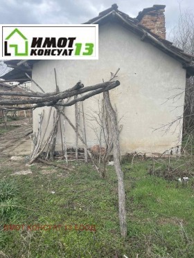 House Valchitran, region Pleven 4