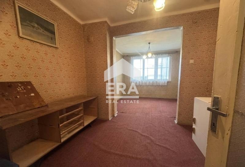 Продава 2-СТАЕН, гр. Силистра, Център, снимка 2 - Апартаменти - 54956455