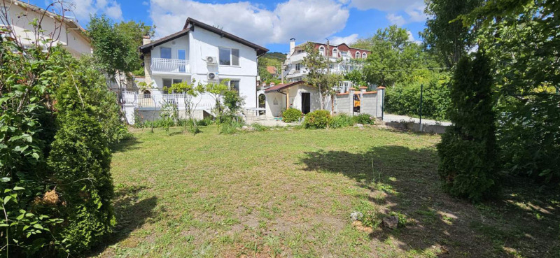 Myytävänä  Talo Dobrichin alue , Baltšik , 150 neliömetriä | 72261361 - kuva [13]