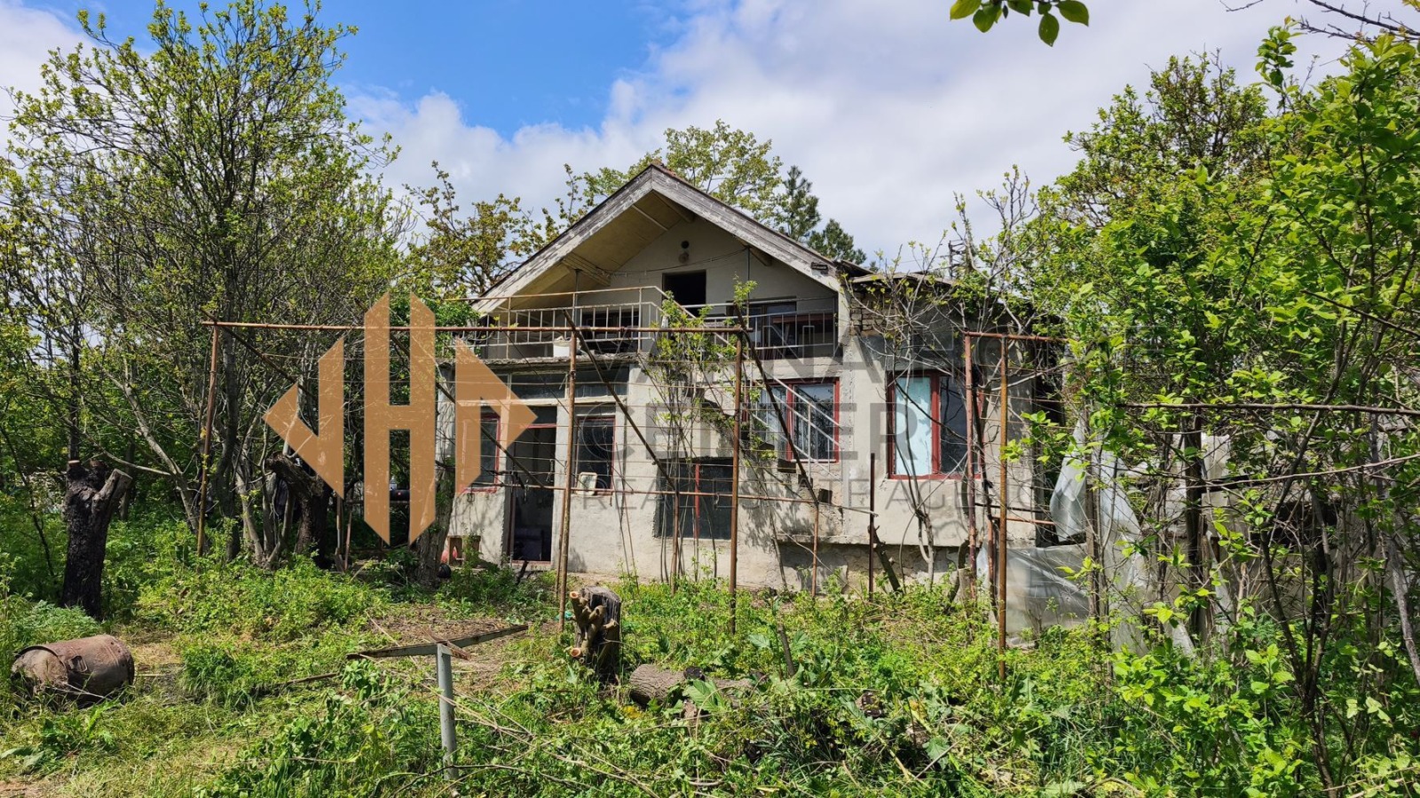 Продава КЪЩА, гр. Варна, м-т Добрева чешма