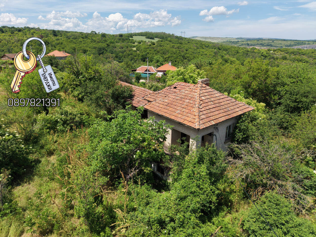 Продава КЪЩА, с. Карлуково, област Ловеч, снимка 3 - Къщи - 54969234