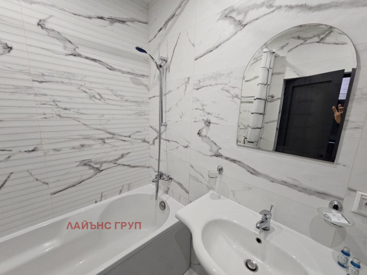 En venta  Estudio Varna , k.k. Zlatni pyasatsi , 61 metros cuadrados | 32440543 - imagen [10]