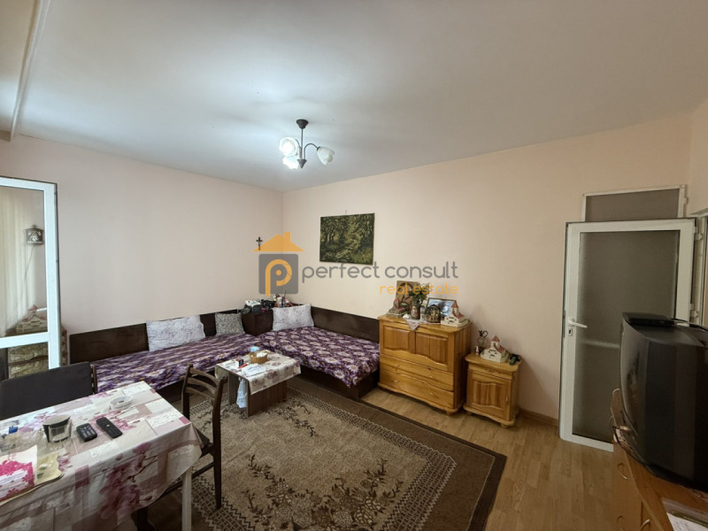 Продава  1-стаен град Пловдив , Тракия , 34 кв.м | 79590517