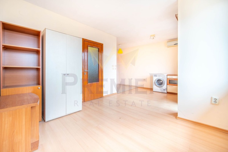 Продава 1-СТАЕН, гр. Варна, Център, снимка 3 - Апартаменти - 53509365