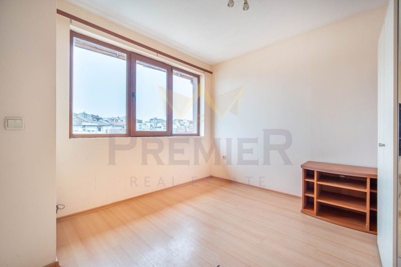 Продава 1-СТАЕН, гр. Варна, Център, снимка 2 - Апартаменти - 53509365