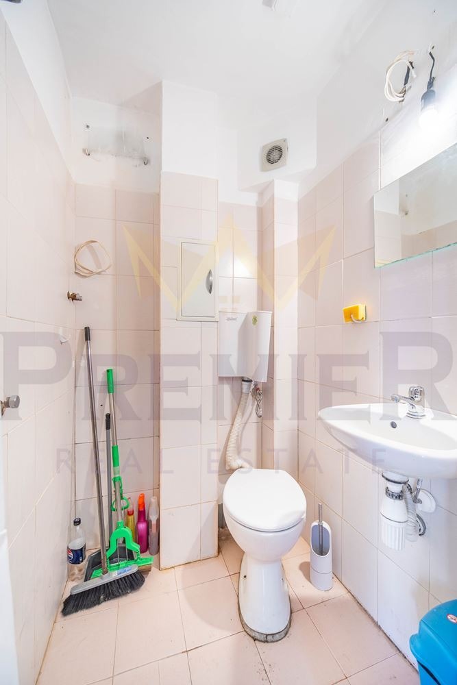 Продава 1-СТАЕН, гр. Варна, Център, снимка 6 - Апартаменти - 53509365