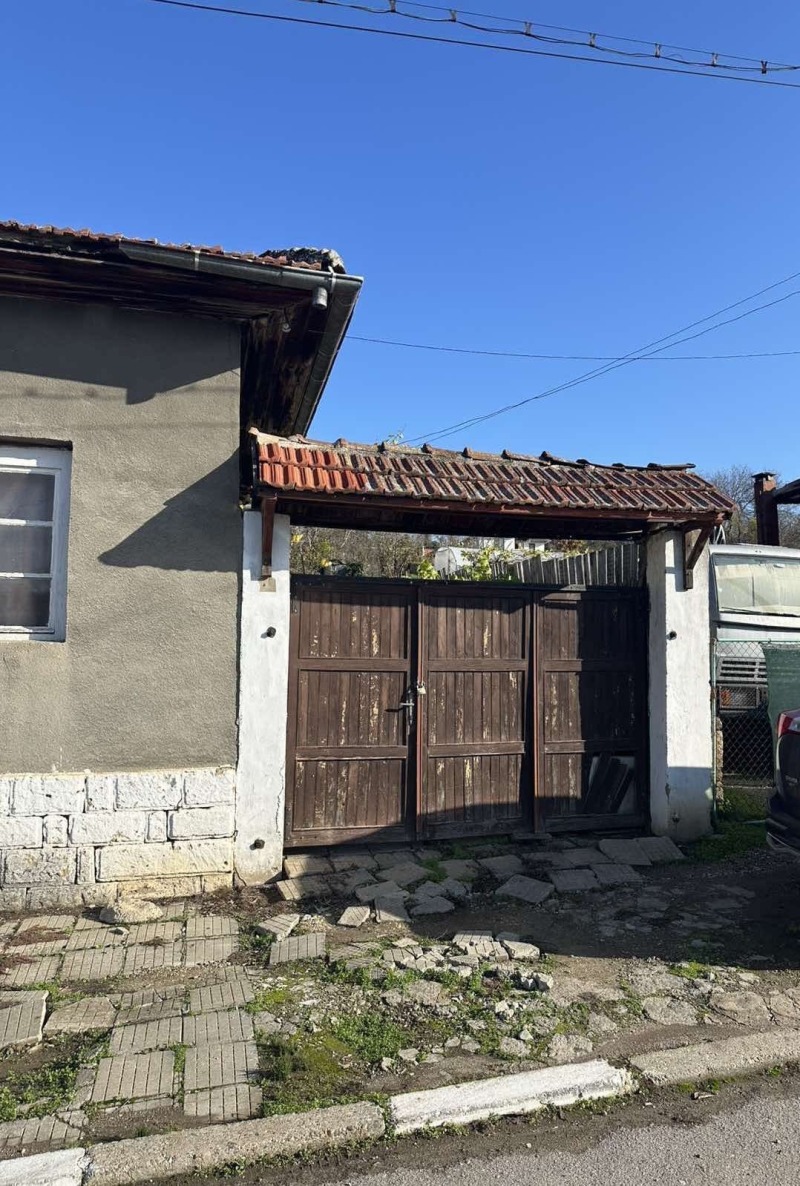Продава КЪЩА, с. Черешово, област Русе, снимка 2 - Къщи - 52713162