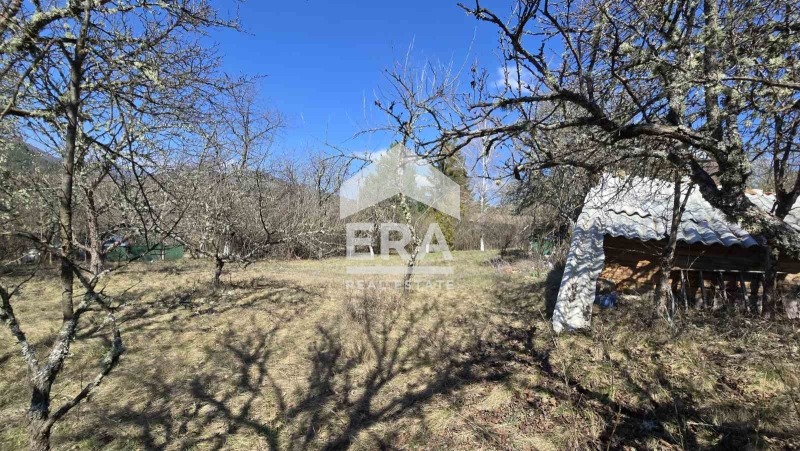 Продава КЪЩА, с. Долна Секирна, област Перник, снимка 2 - Къщи - 55650338