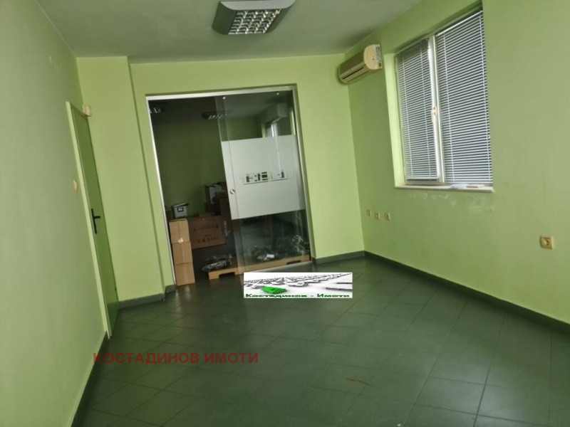 Te koop  Opslag Plovdiv , Industrialna zona - Iztok , 1319 m² | 20414244 - afbeelding [4]