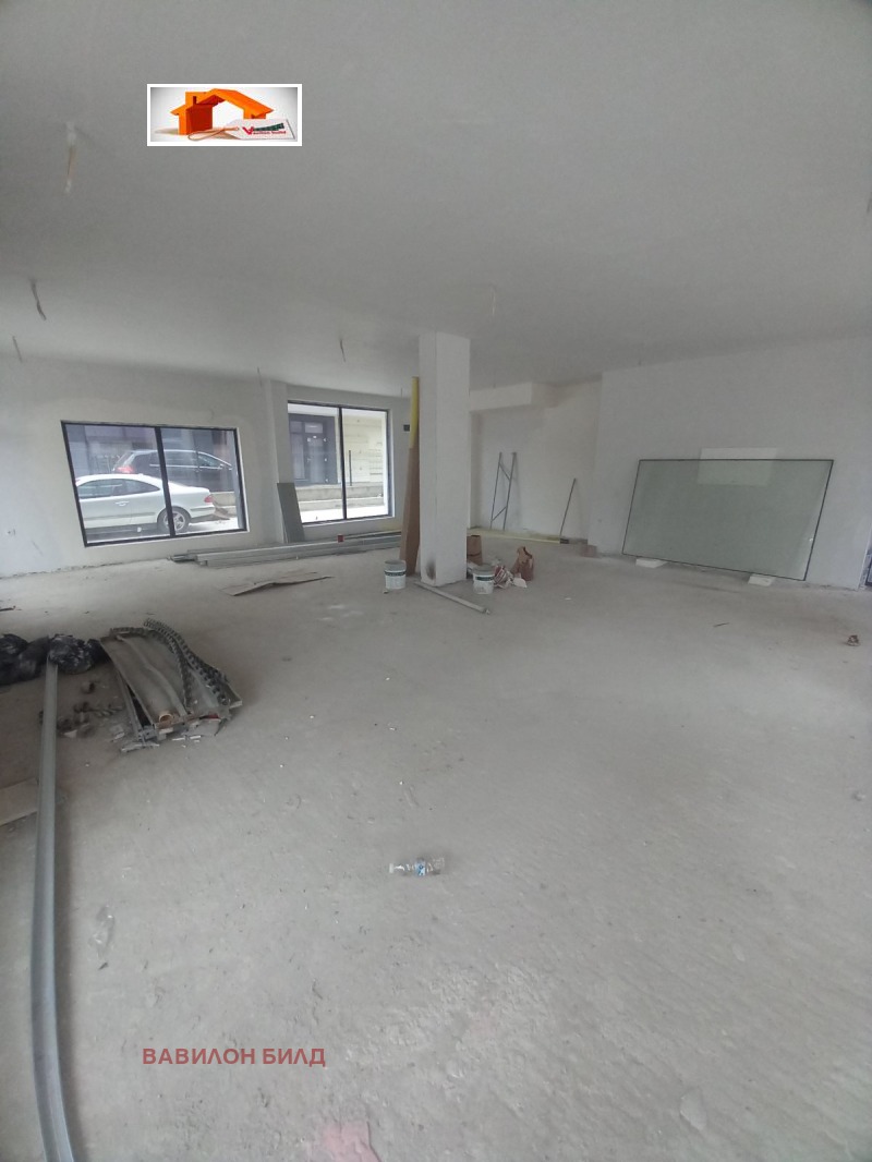 Na sprzedaż  Sklep Plowdiw , Komatewski wazel , 468 mkw | 29578612 - obraz [5]