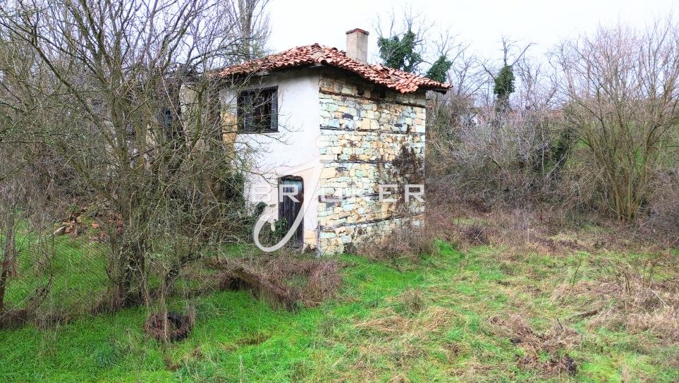 Продава КЪЩА, с. Николово, област Хасково, снимка 2 - Къщи - 52275301