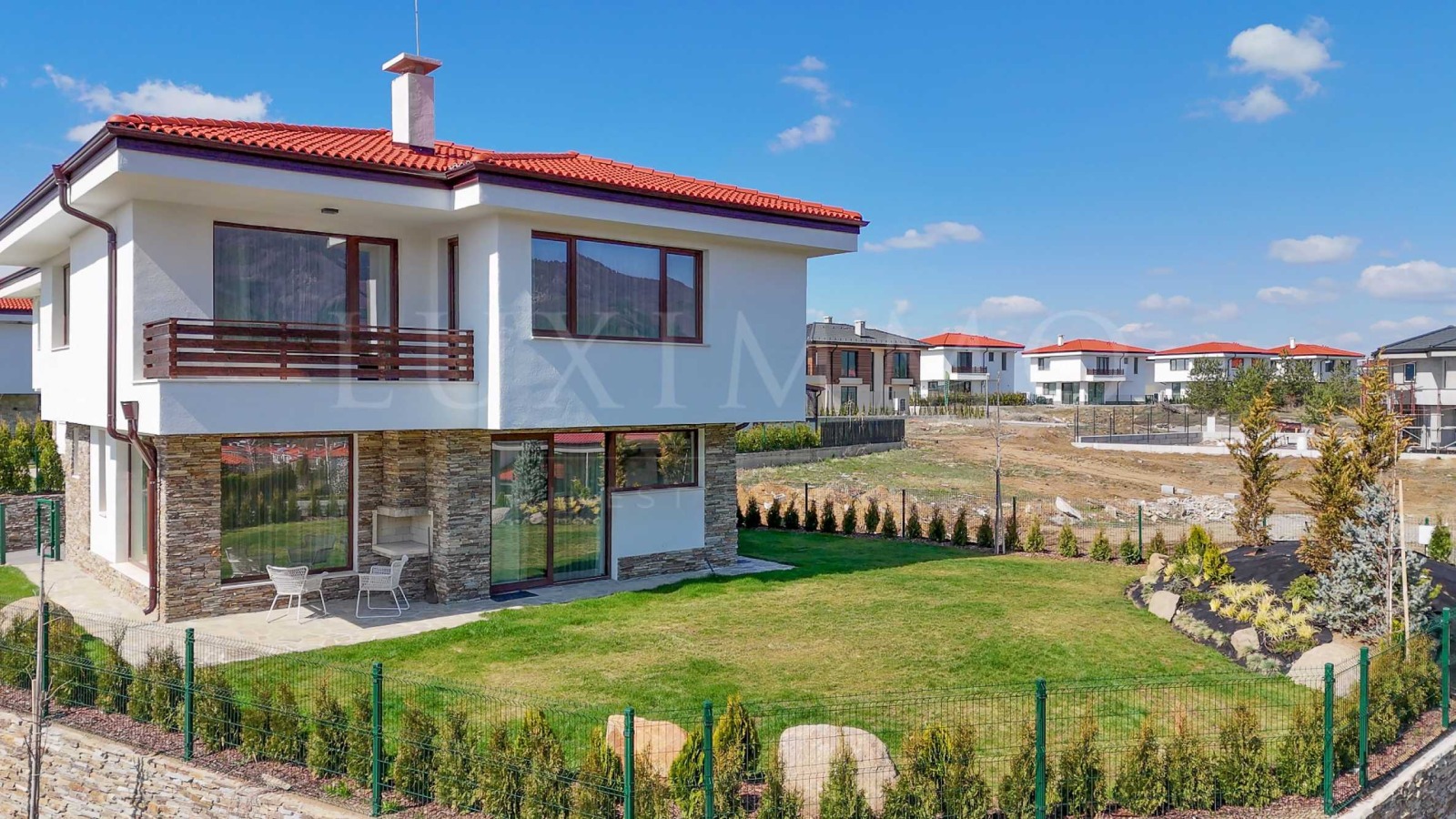 Продава КЪЩА, с. Кладница, област Перник, снимка 11 - Къщи - 56009890