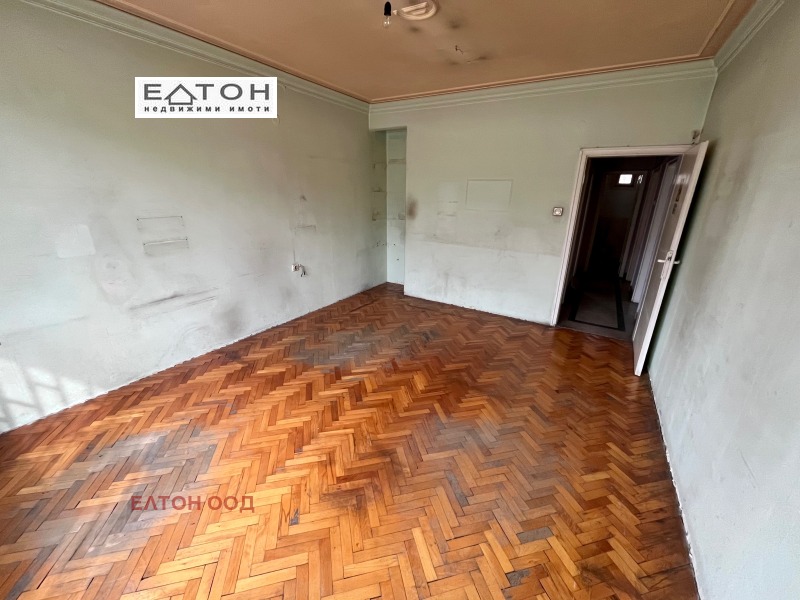 Продава 2-СТАЕН в град София, Яворов - 86 кв.м / 298 000 € » 582 837.34 лв., ЕЛТОН ООД
