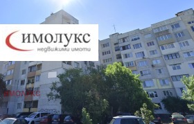 Продажба на имоти в Левски В, град София — страница 2 - изображение 15 