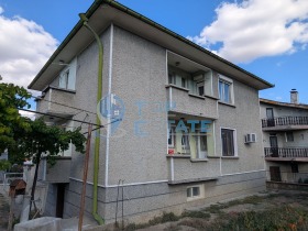 Haus Ljaskowez, region Weliko Tarnowo