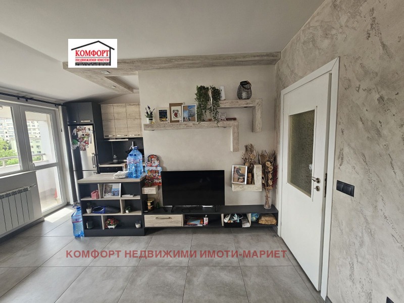 In vendita  Studio Pleven , Shirok tsentar , 70 mq | 20220080