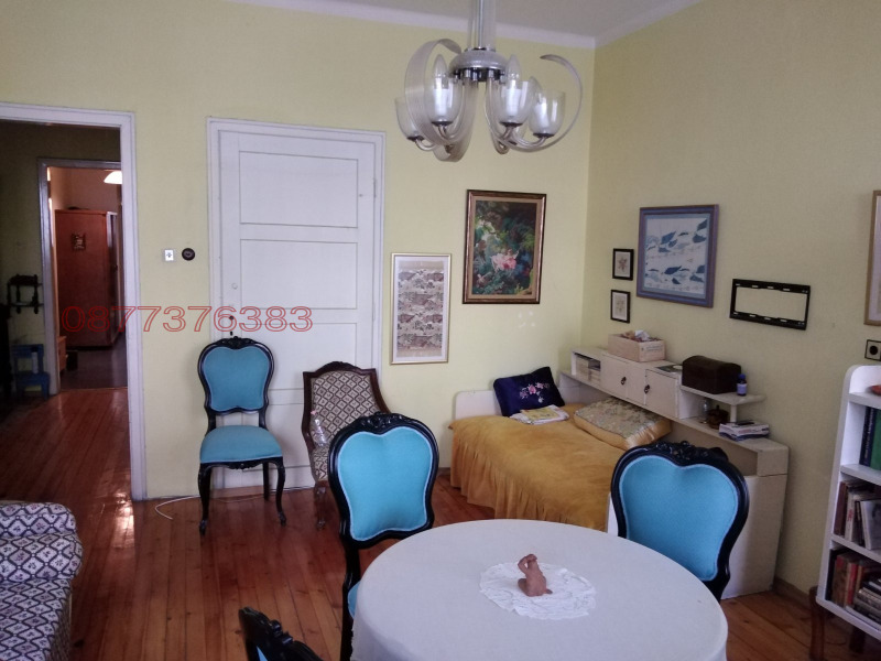 Продава МНОГОСТАЕН, гр. София, Център