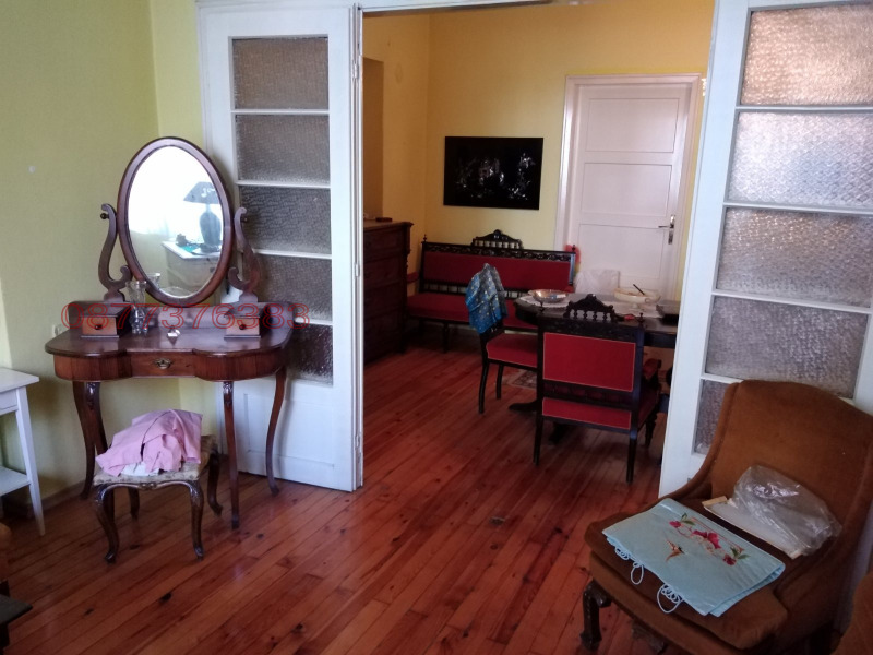 Продава 4-СТАЕН, гр. София, Център, снимка 3 - Апартаменти - 53423604