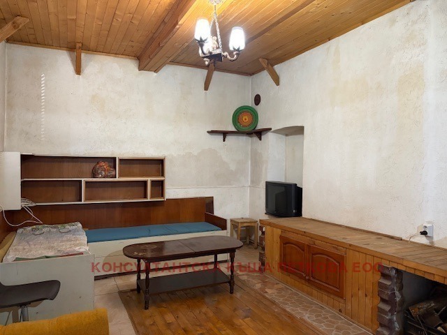 Продава  Къща област Ловеч , с. Лисец , 180 кв.м | 34207225 - изображение [3]