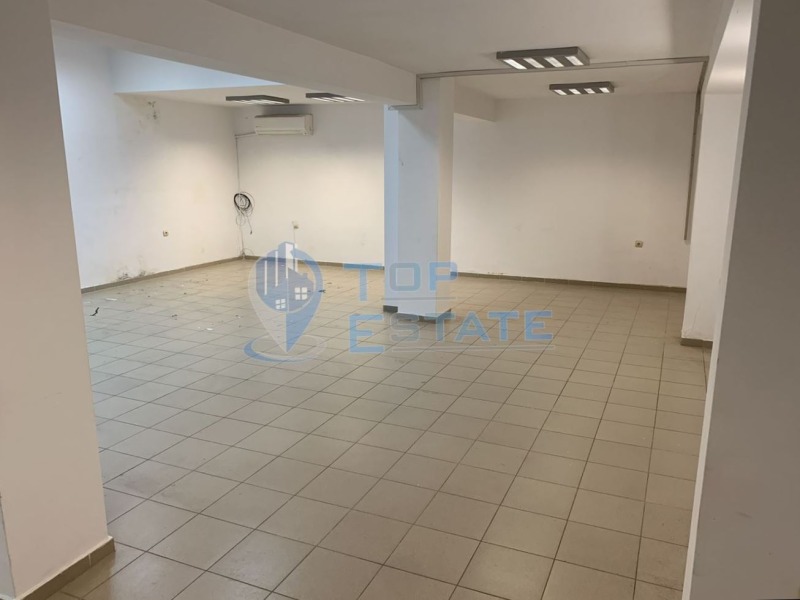 Продава МАГАЗИН в град Велико Търново, Център - 115 кв.м / 154 500 € » 302 175.74 лв., ТОП ЕСТЕЙТ