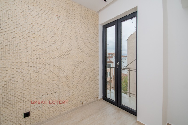 Продава 3-СТАЕН, гр. София, Център, снимка 14 - Апартаменти - 52346502