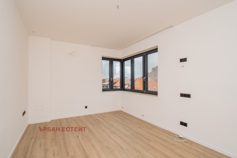 Продава 3-СТАЕН, гр. София, Център, снимка 9 - Апартаменти - 52346502