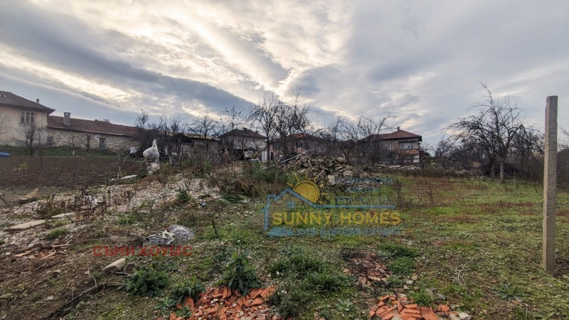 Продава ПАРЦЕЛ, с. Присово, област Велико Търново